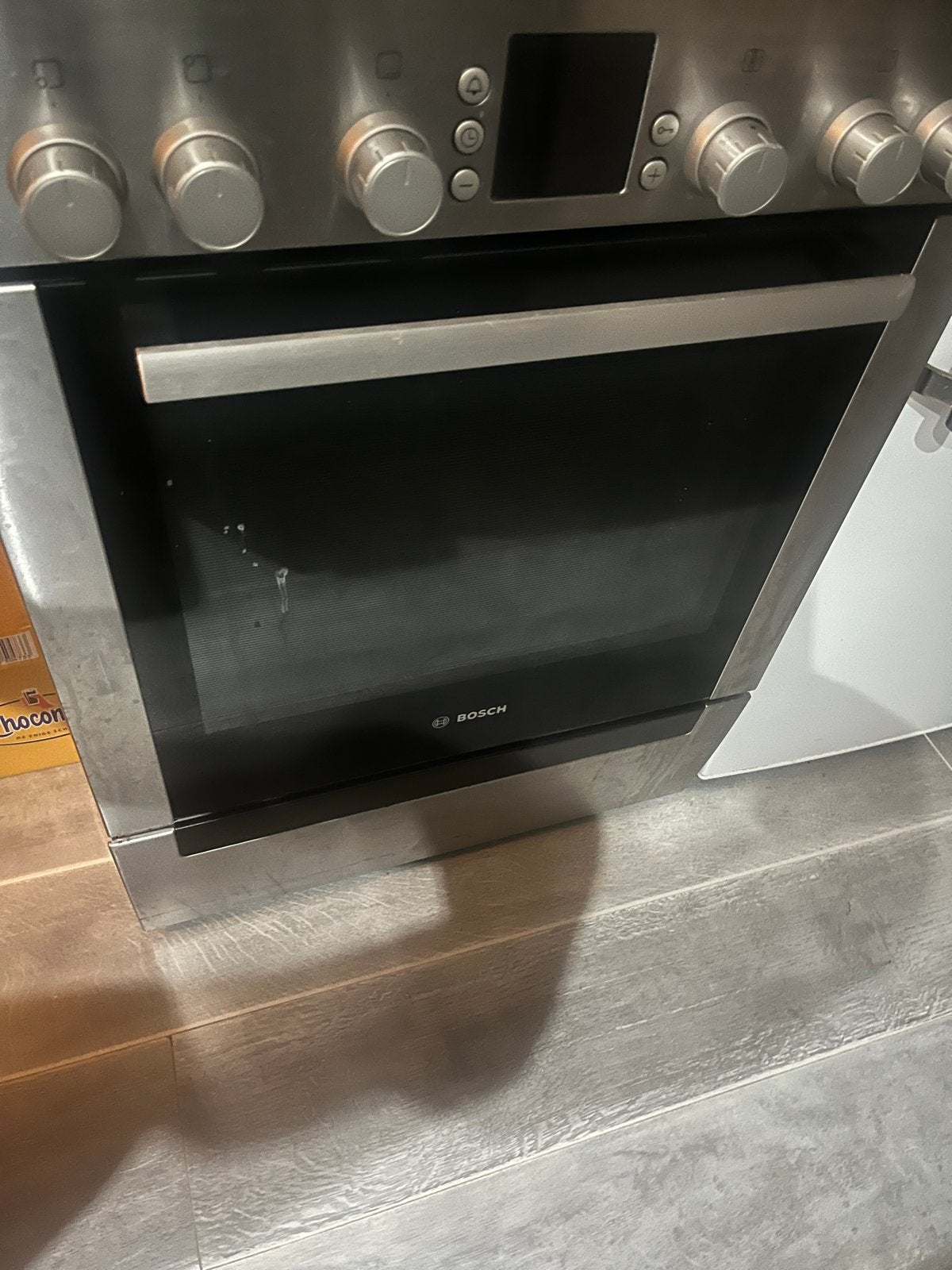 Bosch fornuis met oven - Zonder bakplaat en rek, Gebruikt, Hete lucht, 60 cm of meer, Vrijstaand