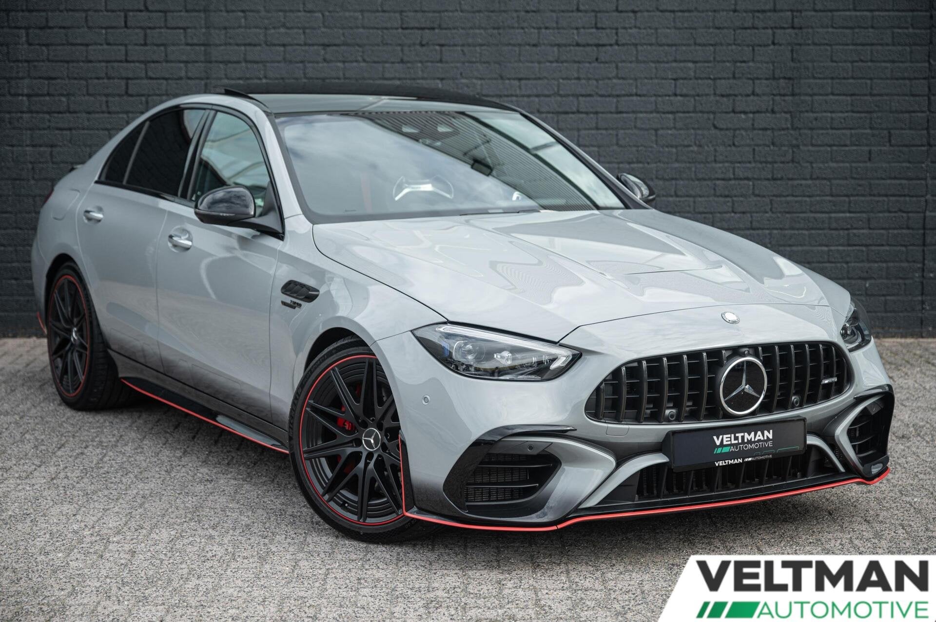 Mercedes C-klasse AMG 63 S E Performance F1 EDITION SCHAALST, Dealer onderhouden, Euro 6, 4 cilinders, 2065 kg