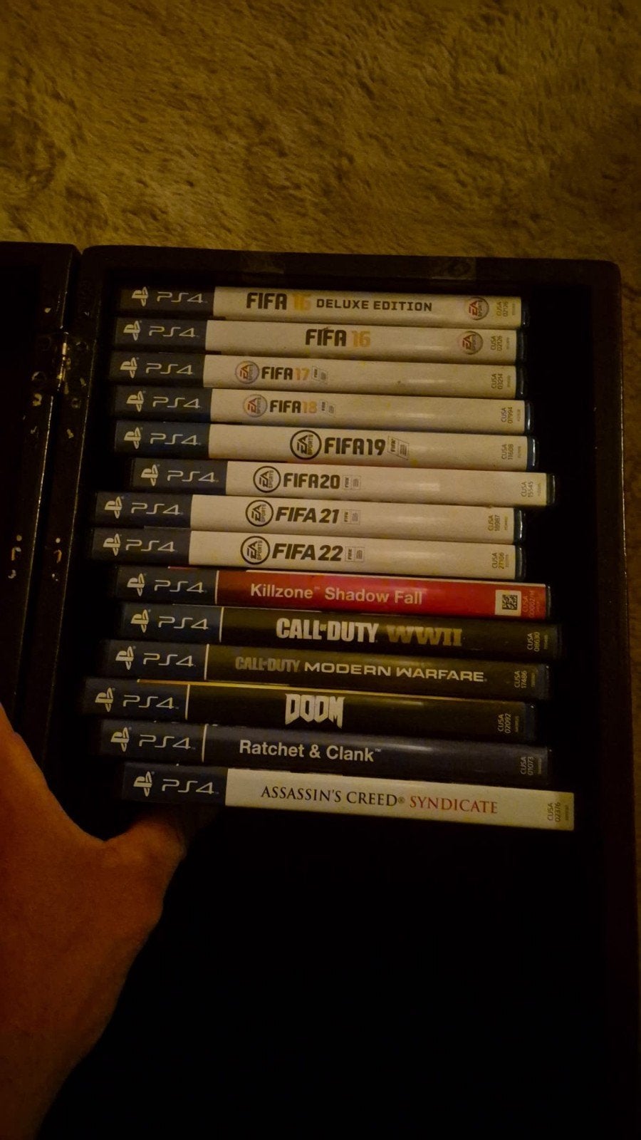 Diverse PS4 games: FIFA, Call of Duty, Killzone, Doom, etc., 1 speler, Ophalen of Verzenden, Zo goed als nieuw, Vanaf 7 jaar