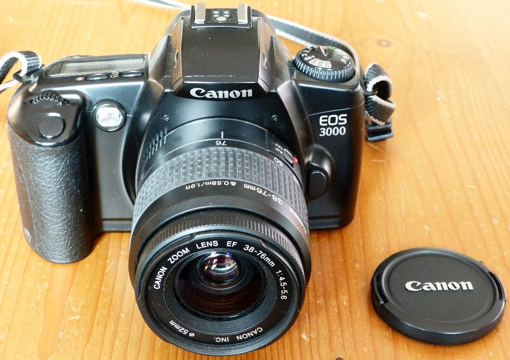 Canon camera EOS 3000 met AF 35-70 mm (perfect) - Ruilen, Audio, Tv en Foto, Fotocamera's Analoog, Ophalen, Zo goed als nieuw