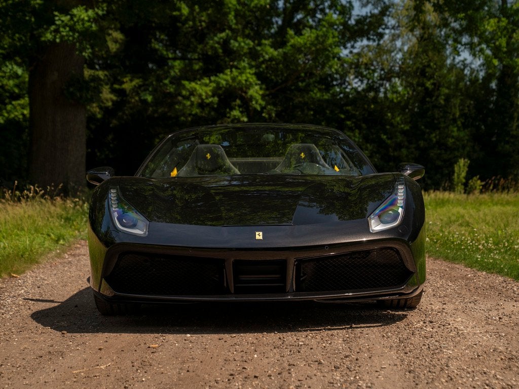 Ferrari 488 3.9 Spider HELE | Racing Seats | Veel carbon!, Auto's, Ferrari, Automaat, Achterwielaandrijving, Gebruikt, 1520 kg