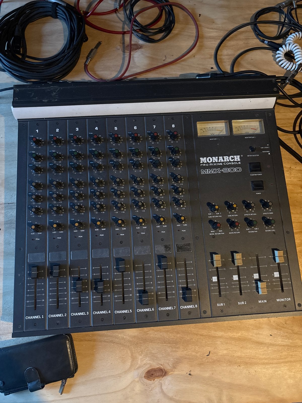 Monarch MMX-800 Pro Mixing Console - 8 Kanalen, Ophalen of Verzenden, Gebruikt, 5 tot 10 kanalen, Microfooningang