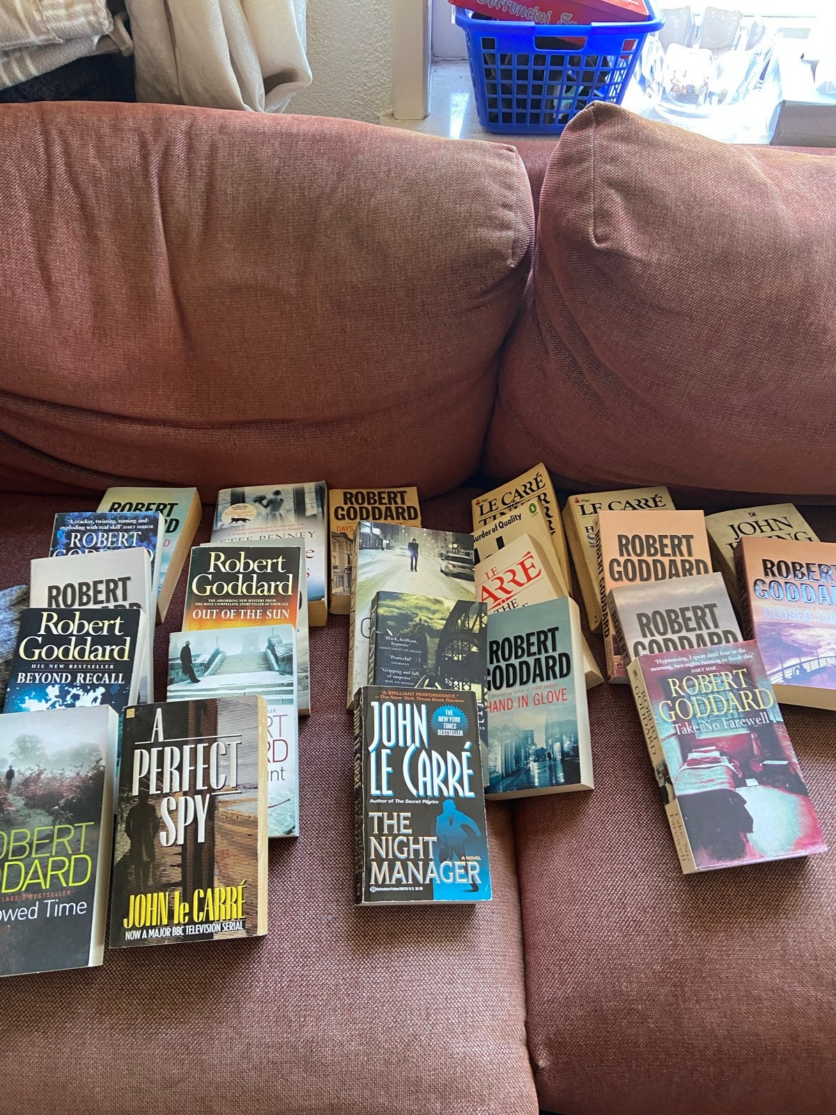 Boekenpakket: Robert Goddard & John le Carré thrillers, Ophalen of Verzenden, Gelezen