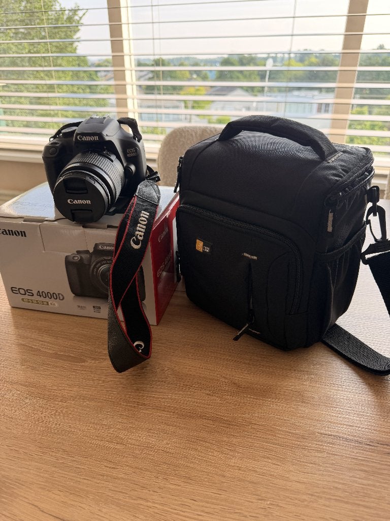 Canon EOS 4000D inclusief doos, lens, tas en toebehoren, 18 Megapixel, Spiegelreflex, Canon, Ophalen of Verzenden