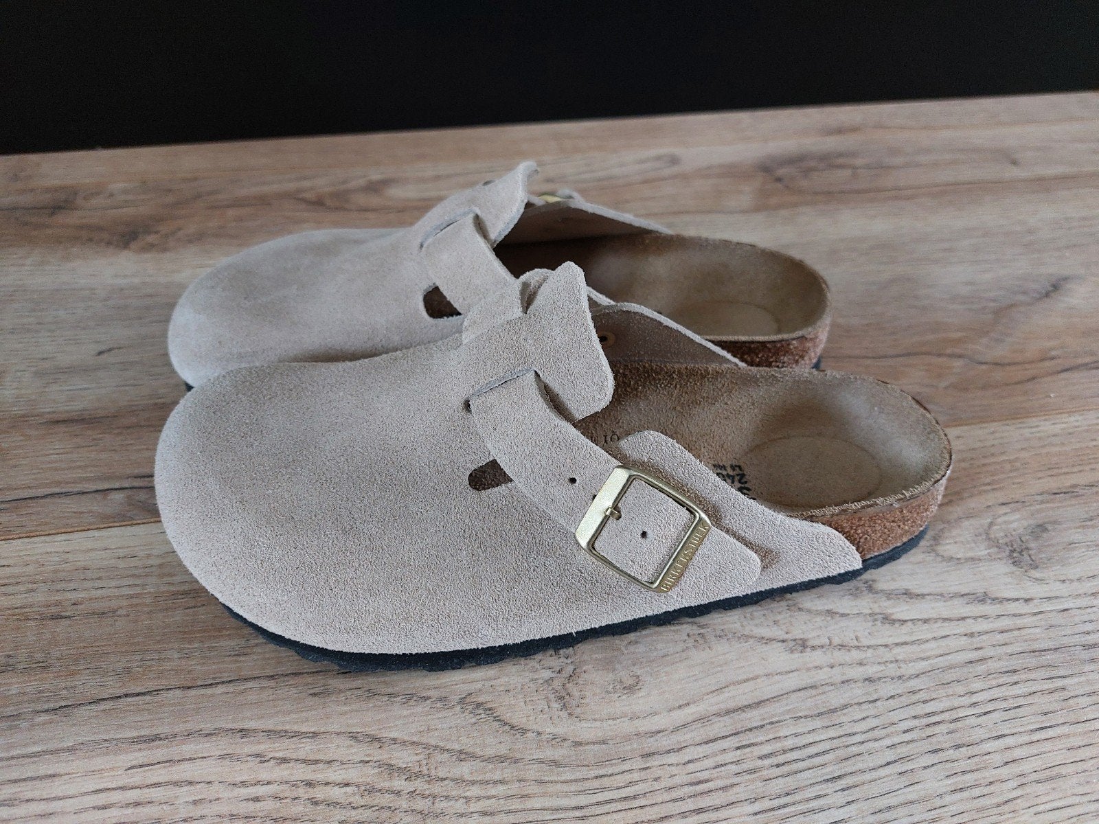 Splinternieuwe Birkenstock slofjes/muiltjes, Ophalen of Verzenden, Nieuw, Beige, Sandalen of Muiltjes