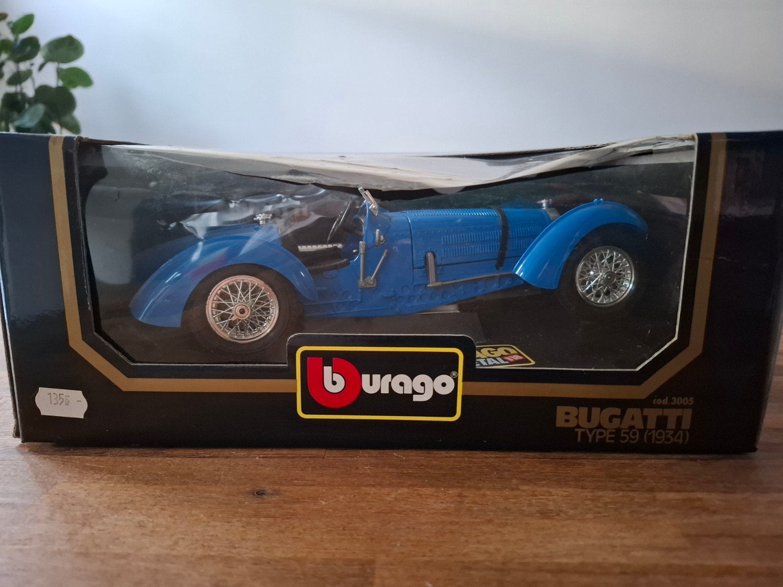 Burago Bugatti Type 59 (1934) - Blauw (doos beschadigd), Ophalen of Verzenden, Gebruikt, Auto