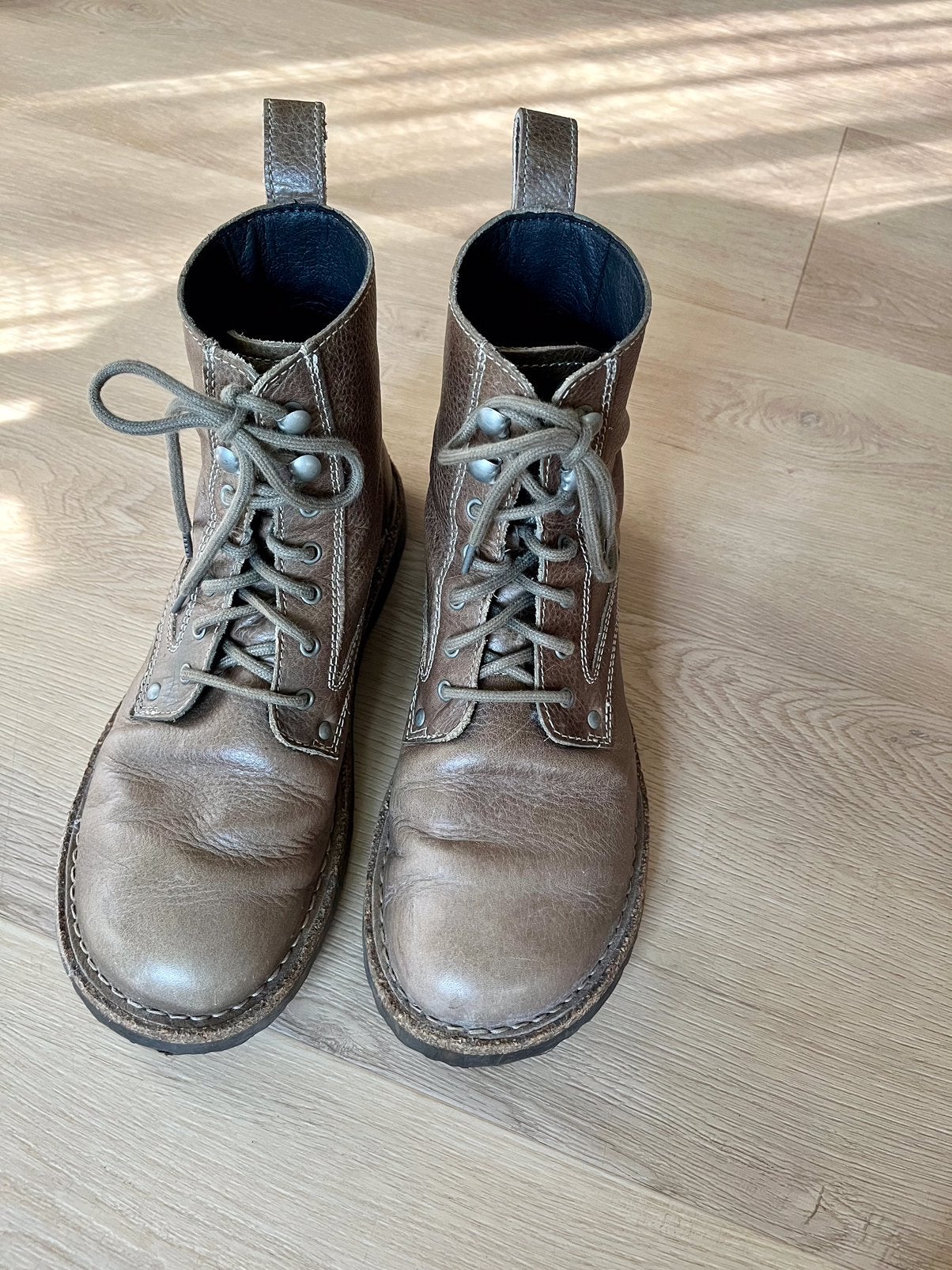 Birkenstock laarsjes, 40, Bryson, taupe, Kleding | Dames, Schoenen, Ophalen, Zo goed als nieuw, Overige kleuren