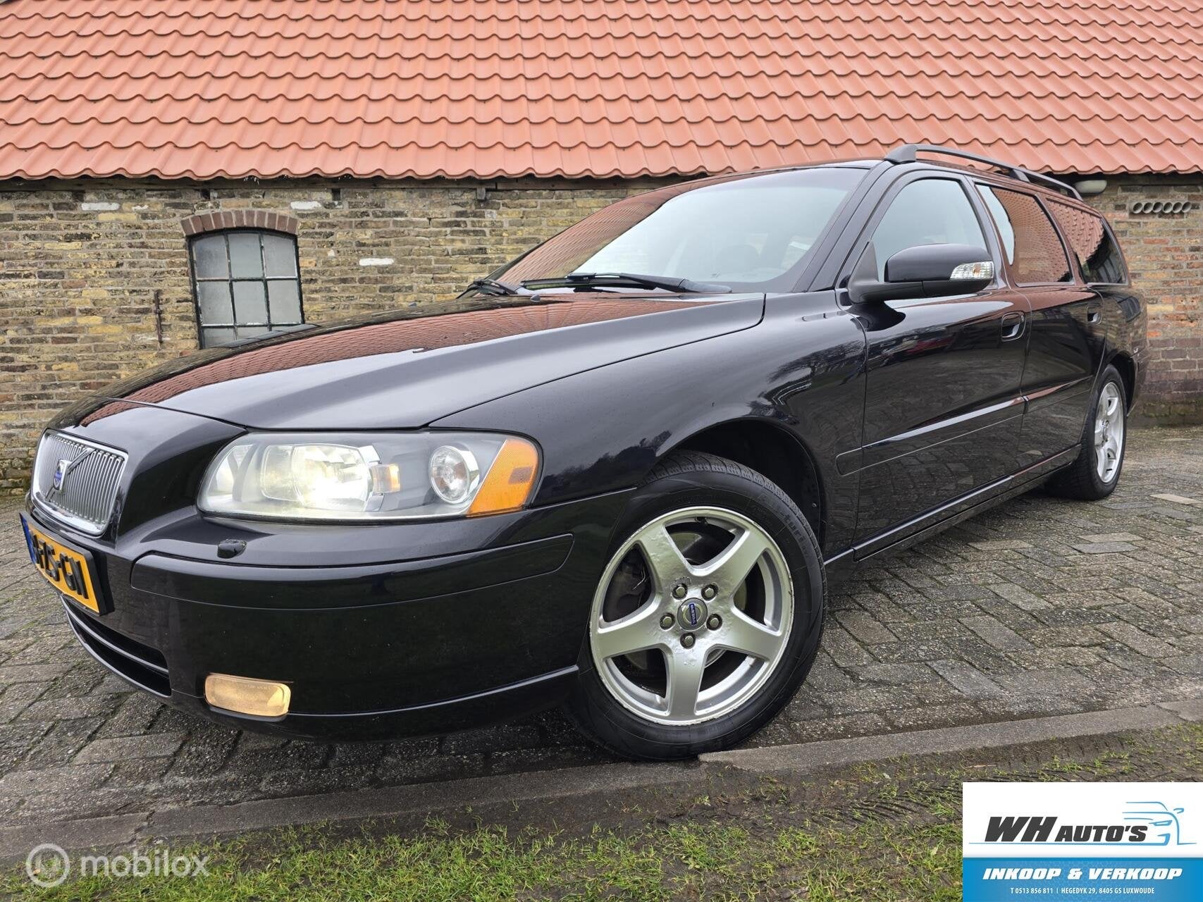 Volvo V70 2.4 Edition | Trekhaak, Zwart, 1470 kg, Euro 4, Geïmporteerd