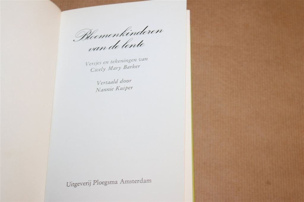 Bloemenkinderen Lente — Versjes & Illustraties Barker, Ophalen of Verzenden, Gelezen