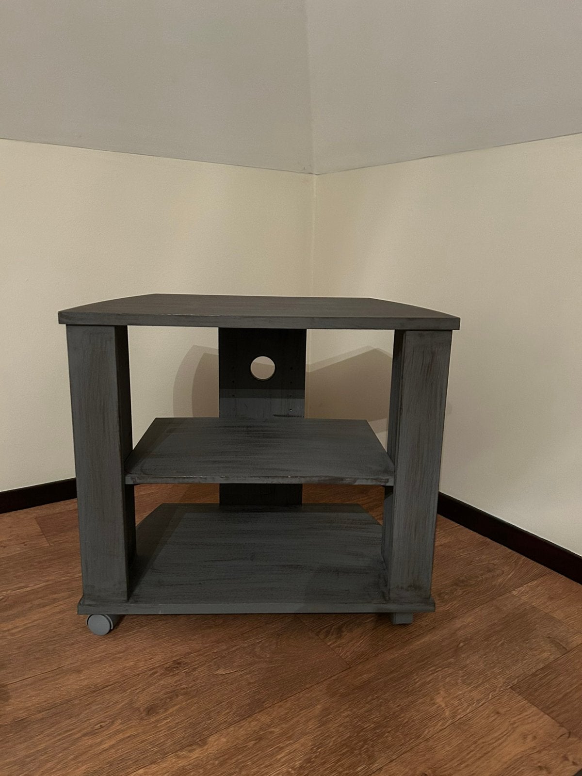 Stereomeubel/bijzetfafel, Ophalen, 50 tot 100 cm, Zo goed als nieuw, Minder dan 100 cm