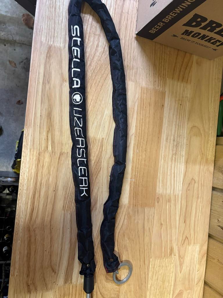 Stella insteekketting zwart 140 x 5,5 - Extra veiligheidsslo, Fietsen en Brommers, Fietsaccessoires | Fietssloten, Gebruikt, Insteekslot