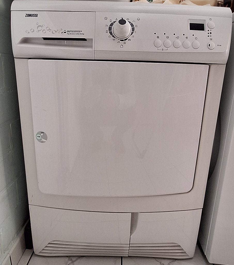 Zanussi condensdroger, Ophalen, 6 tot 8 kg, Gebruikt, Voorlader