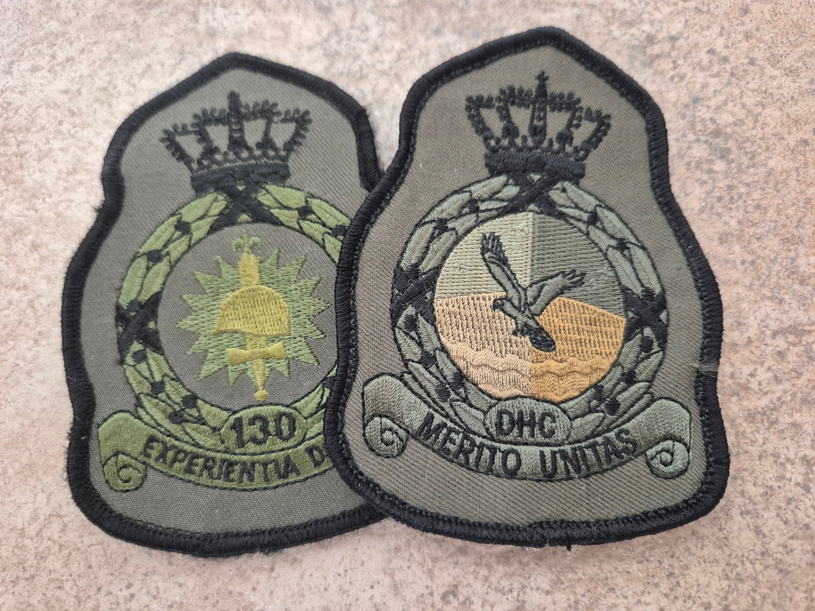 2 KLU Luchtmacht NLD patches mouwembleem, Verzamelen, Militaria | Algemeen, Ophalen of Verzenden