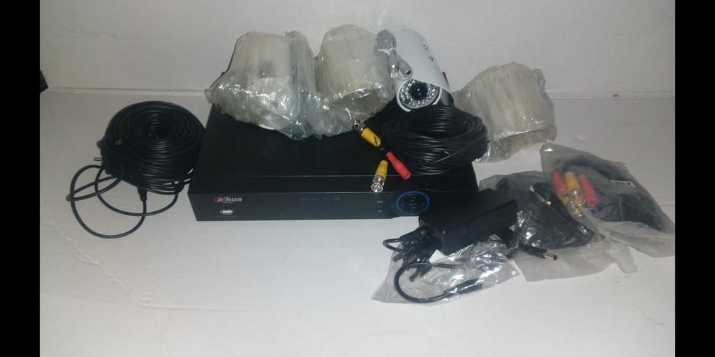 Security HD camera set met dahua DVR, Ophalen of Verzenden, 250 GB, Met 1 controller