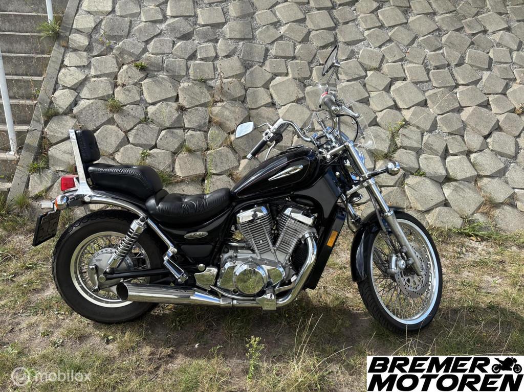 Suzuki VS 800 Intruder (GL), Motoren, Motoren | Suzuki, Chopper, Bedrijf, Meer dan 35 kW, .