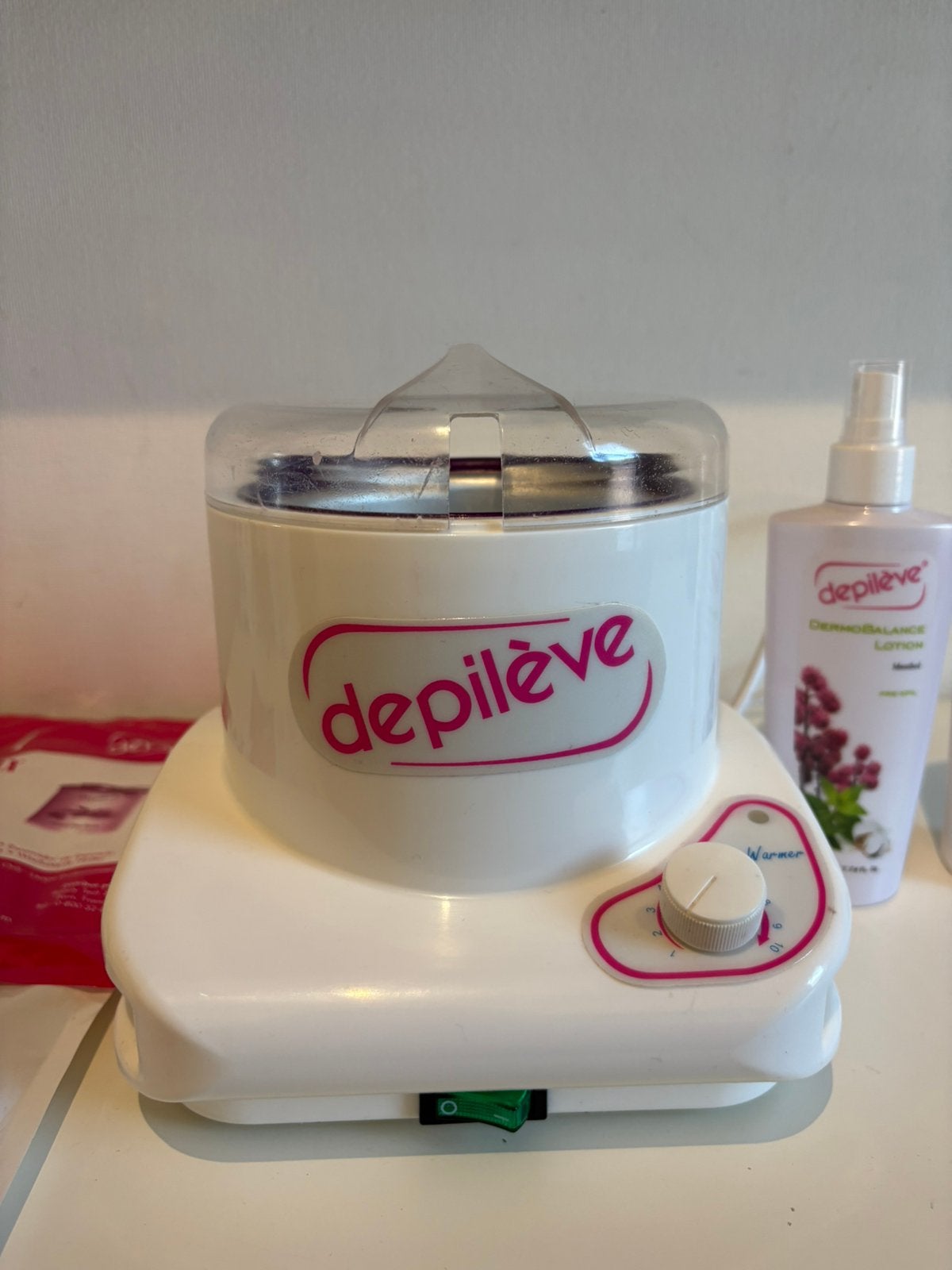 Depilève wax apparaat 800 gr, Ophalen of Verzenden, Zo goed als nieuw, Hand- en Voetverzorging