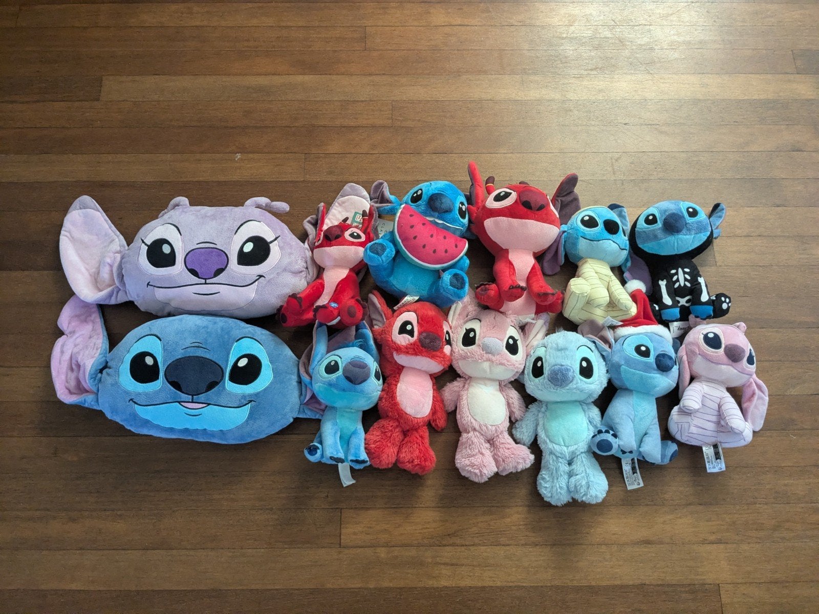 Grote verzameling  Stitch knuffels, Kinderen en Baby's, Speelgoed | Knuffels en Pluche, Ophalen, Disney, Overige typen, Met label