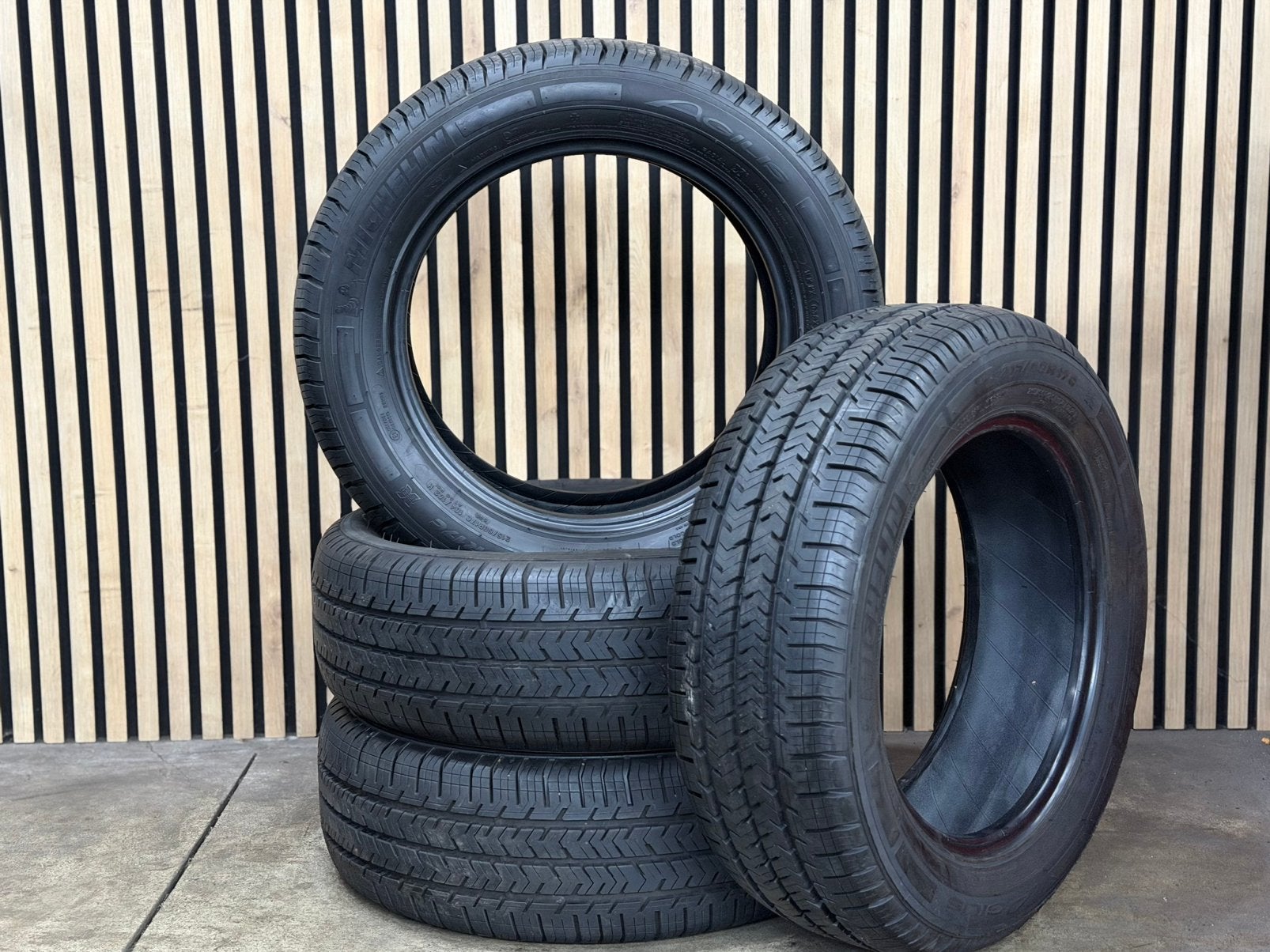 4x 215-60-17C bus MICHELIN ZOMER DEMO! dot23 €400 all incl!, Ophalen, Nieuw, 17 inch, Band(en)