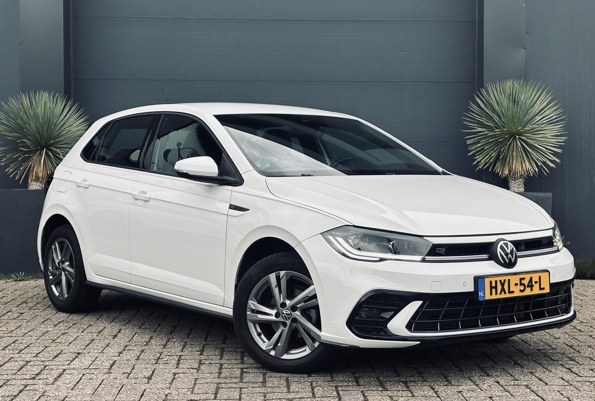 Volkswagen Polo 1.0 TSI R-Line Navi/Camera/AppleCarPlay/xeno, Stof, Gebruikt, Euro 6, 95 pk