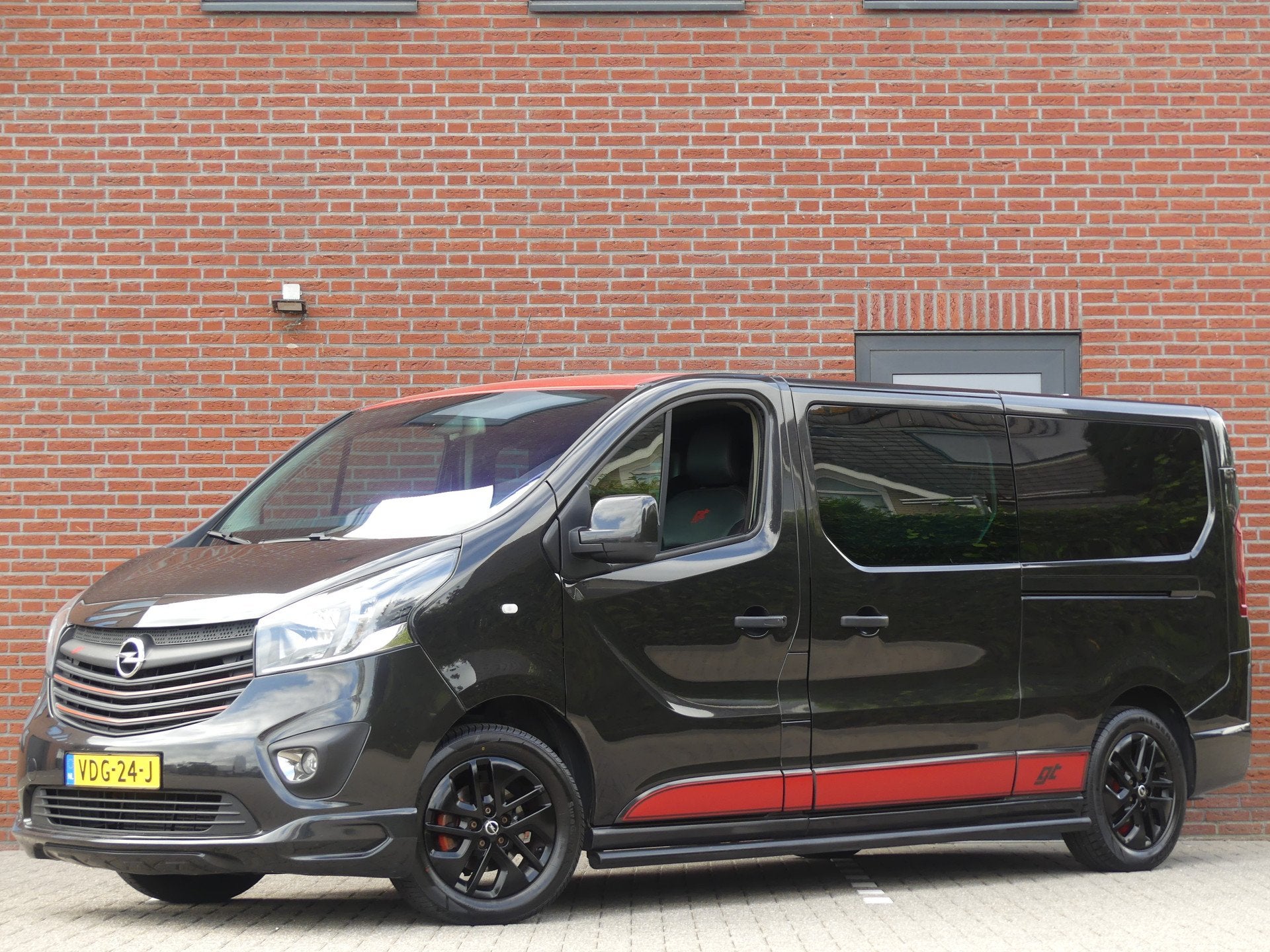 Opel Vivaro 1.6 CDTI 146PK Irmscher GT Dubbel Cabine/Dubbele, Auto's, Voorwielaandrijving, 145 pk, Gebruikt, Euro 6