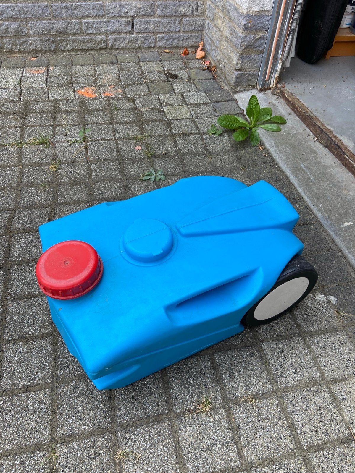 Blauwe watertank met wielen tbv caravan, Caravans en Kamperen, Ophalen of Verzenden, Gebruikt