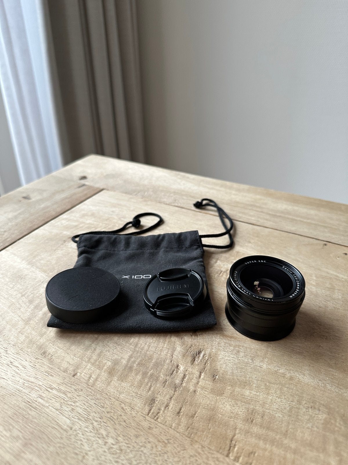 Fujifilm WCL-X100 II Groothoekconversielens Zwart, Fujifilm, Ophalen of Verzenden, Zo goed als nieuw, Lensdoppen