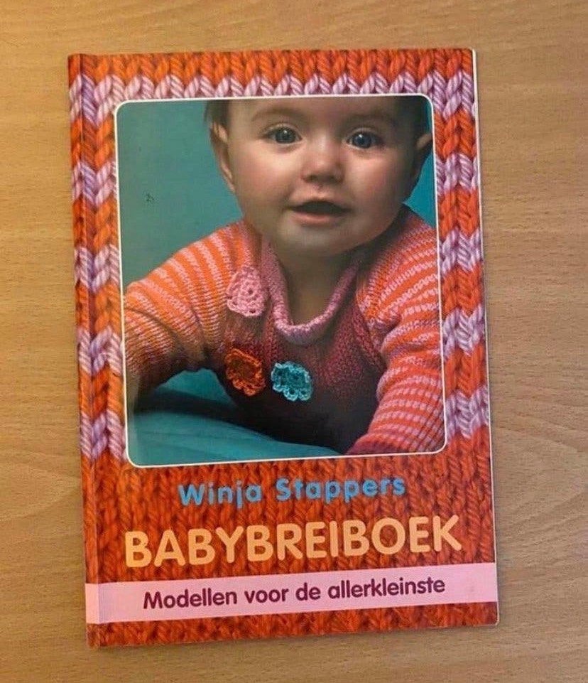 Babybreiboek van Winja Stappers, Hobby en Vrije tijd, Ophalen of Verzenden, Zo goed als nieuw, Breien, Patroon of Boek
