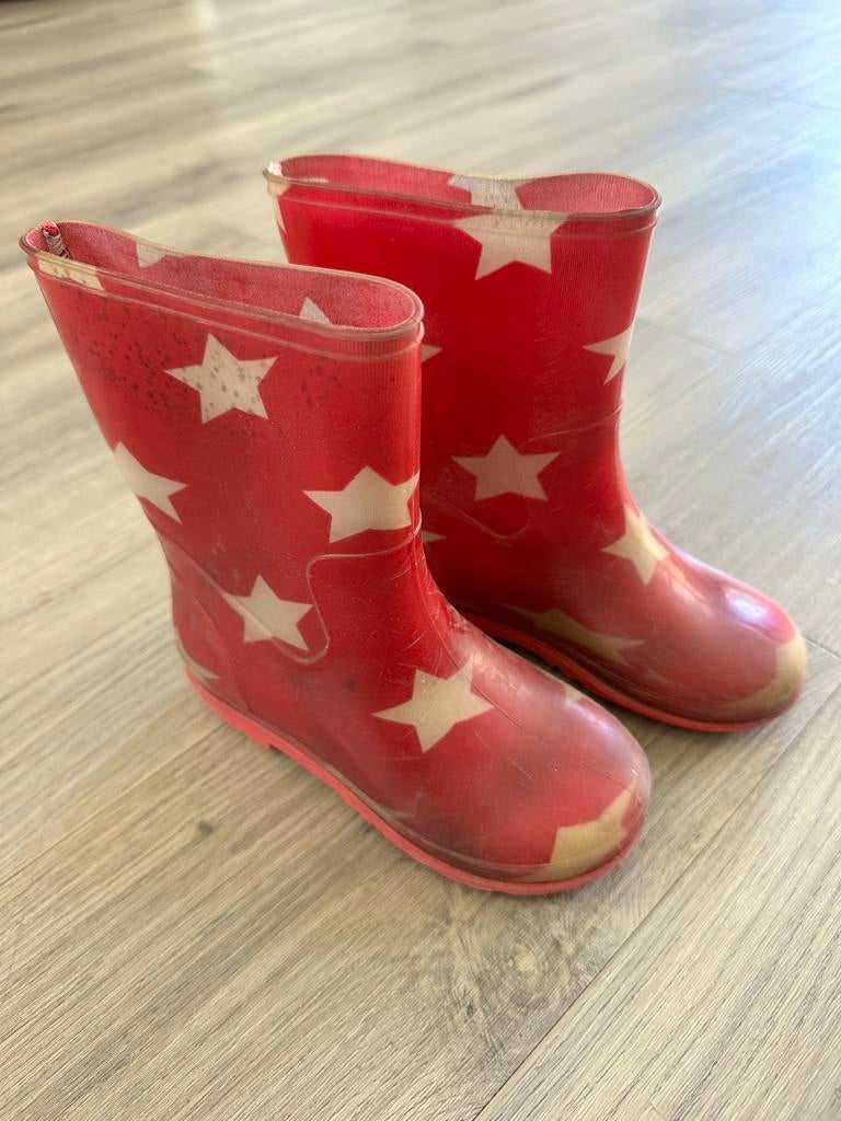 Hema regenlaarzen rood met sterren maat 28, Ophalen of Verzenden, Gebruikt, Jongen of Meisje, Laarzen
