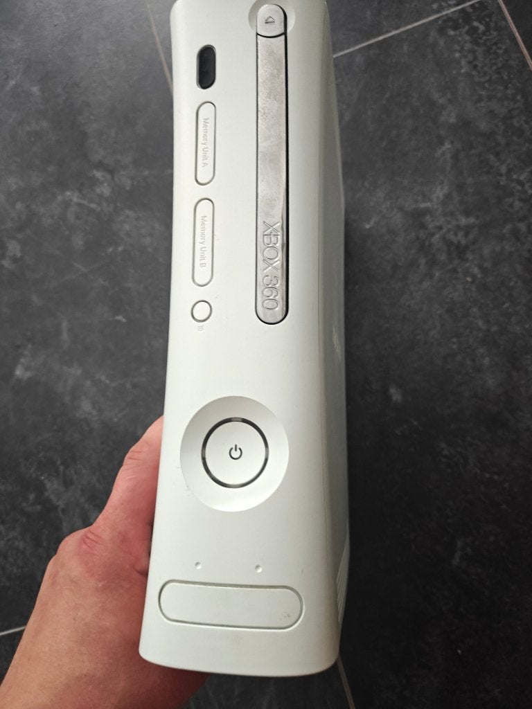 Xbox 360, Met games, Met 2 controllers, Ophalen of Verzenden, Zo goed als nieuw