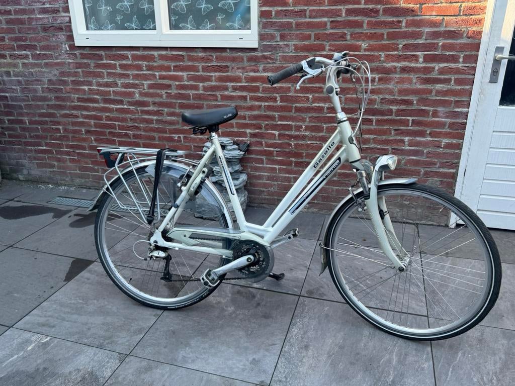 Gazelle fuente damesfiets -24 versnellingen, Fietsen en Brommers, Fietsen | Dames | Damesfietsen, Versnellingen, Zo goed als nieuw