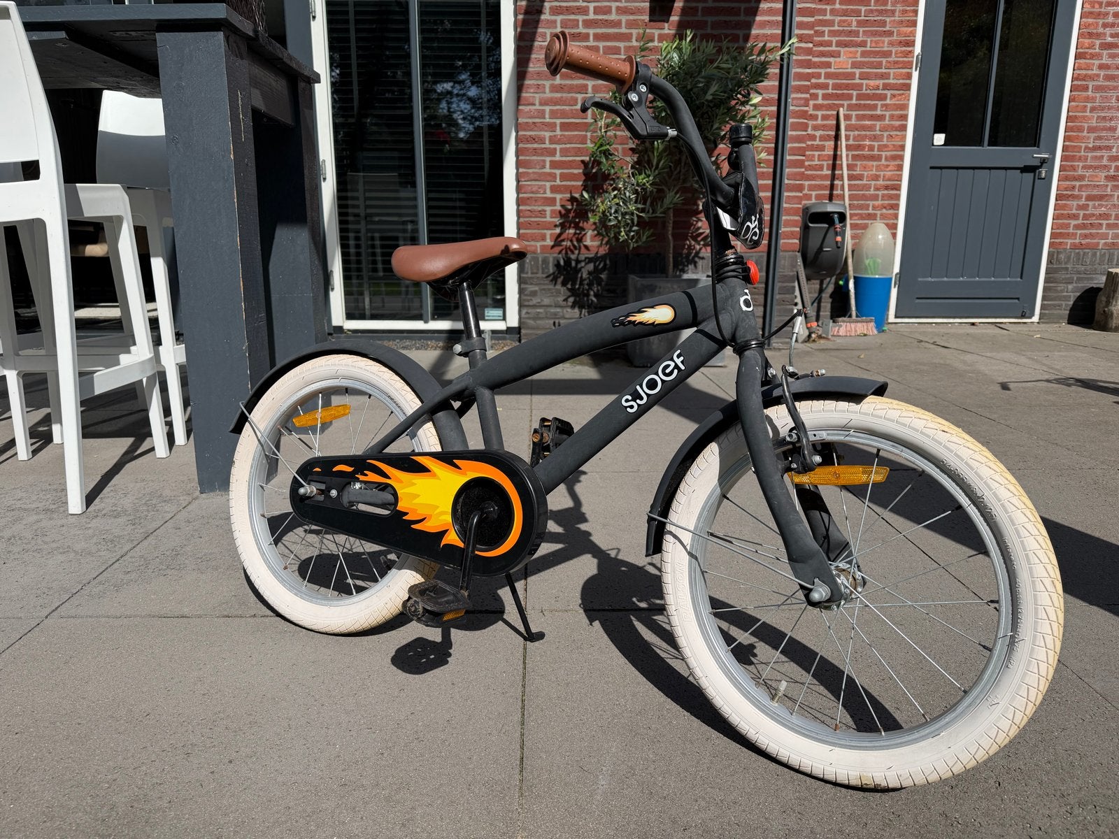 Sjoef kinderfiets - 16 inch - Zo goed als nieuw, Ophalen, Zo goed als nieuw, Terugtraprem, Minder dan 16 inch