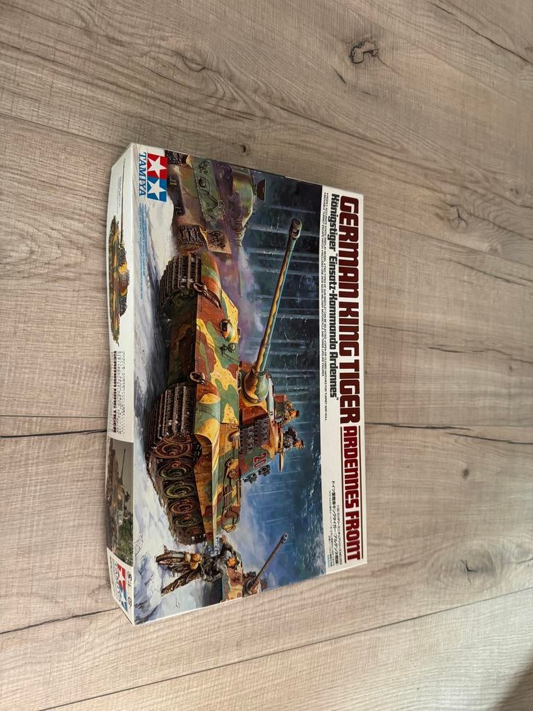 Tamiya German King Tiger Ardennes Front Modelbouw, Ophalen of Verzenden, Zo goed als nieuw