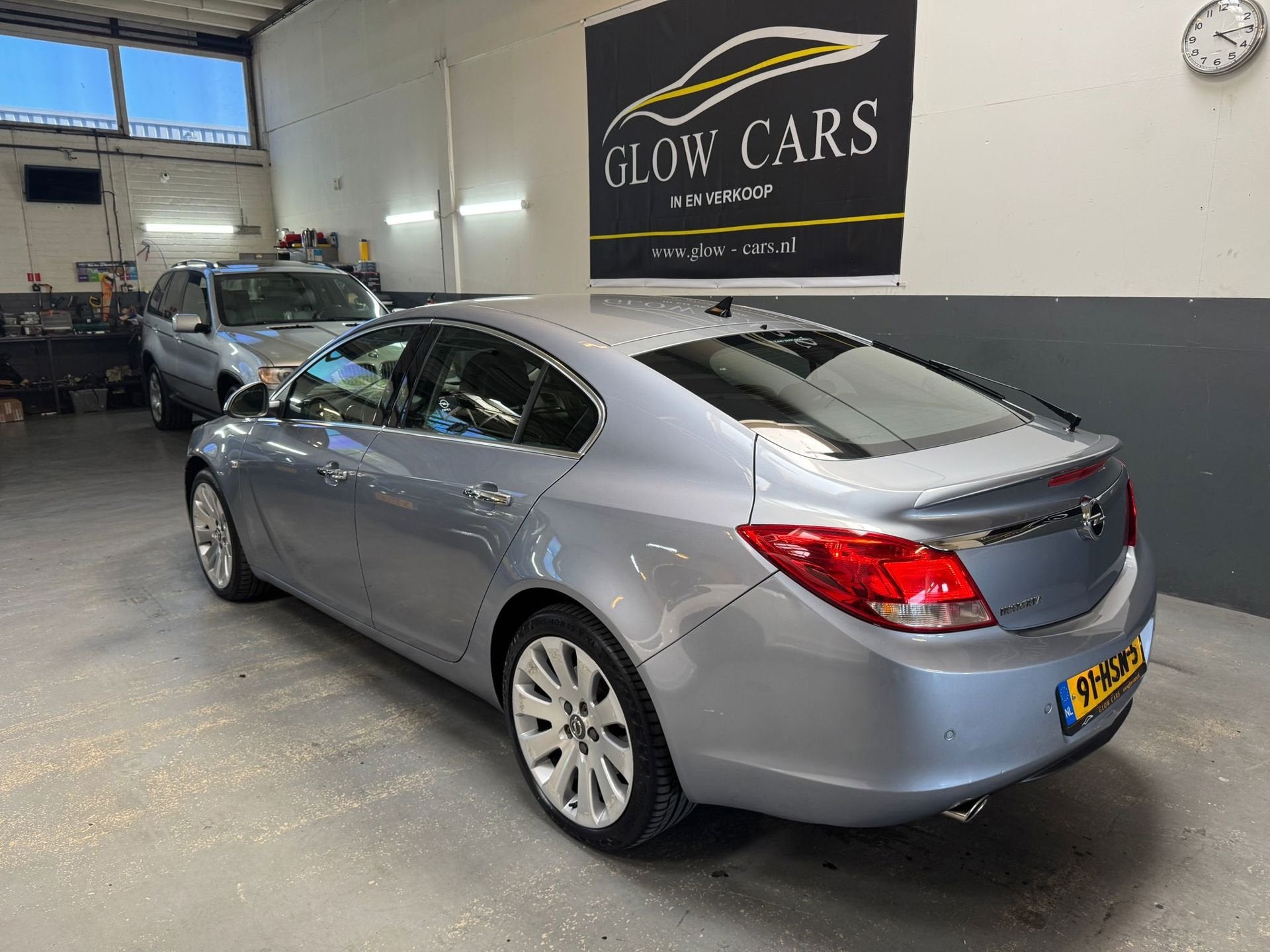 Opel Insignia 2.8 T Executive 4x4 |AIRCO|AUT|STOEL.VERW|PDC, Auto's, Opel, Automaat, Euro 5, Zwart, Bedrijf