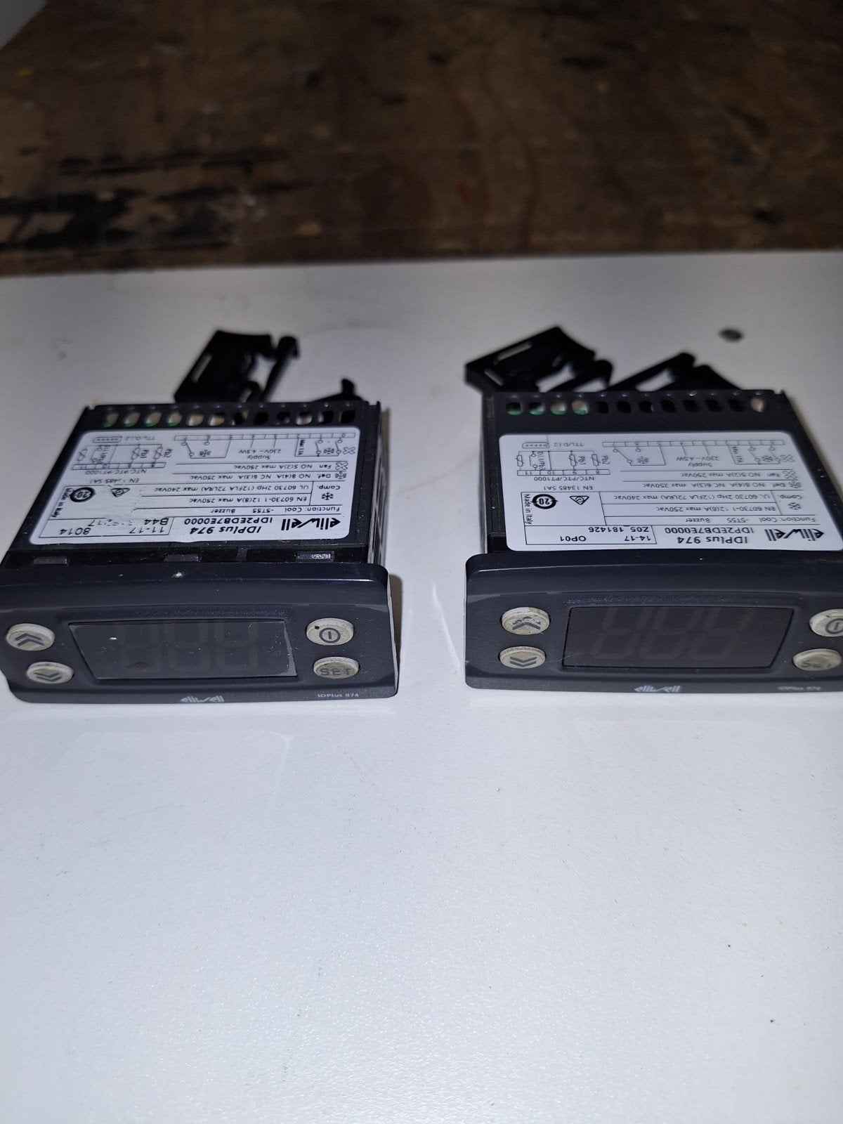 2x Eliwell IDPlus974 Digitale Temperatuurregelaar, Verzenden, Gebruikt