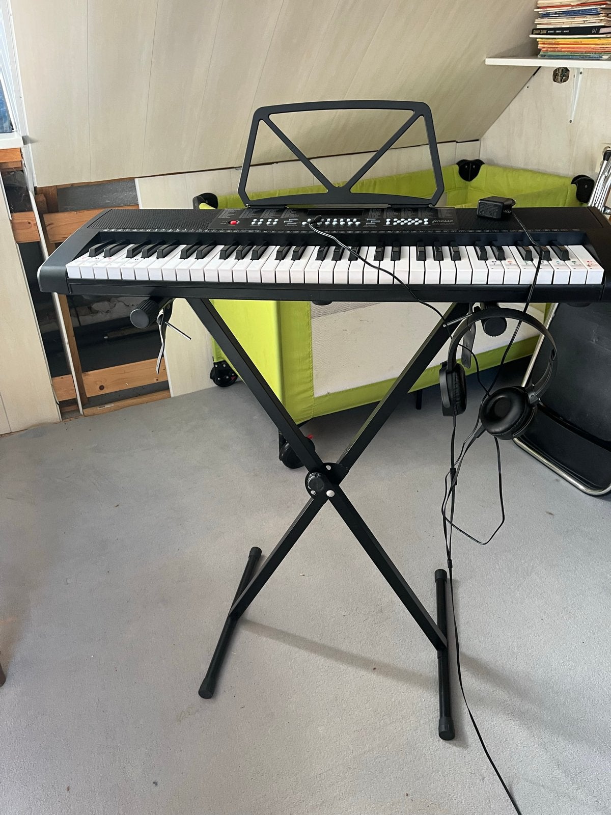 Finesse New-Orleans keyboard met standaard en koptelefoon, Overige merken, 61 toetsen, Ophalen of Verzenden, Zo goed als nieuw