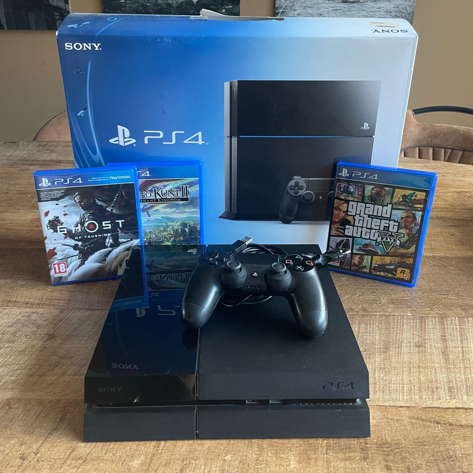 PlayStation 4 (PS4) 500GB met controller en 3 games, Ophalen of Verzenden, Met 1 controller, Original, 500 GB
