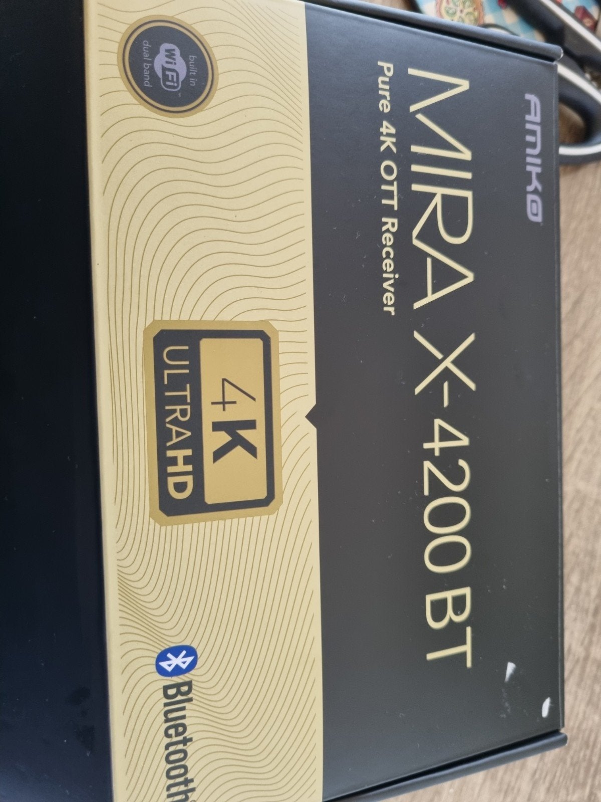 MIRA X-4200BT 4K OTT Receiver - Zo goed als nieuw, Audio, Tv en Foto, Decoders en Harddiskrecorders, Ophalen of Verzenden, Zo goed als nieuw