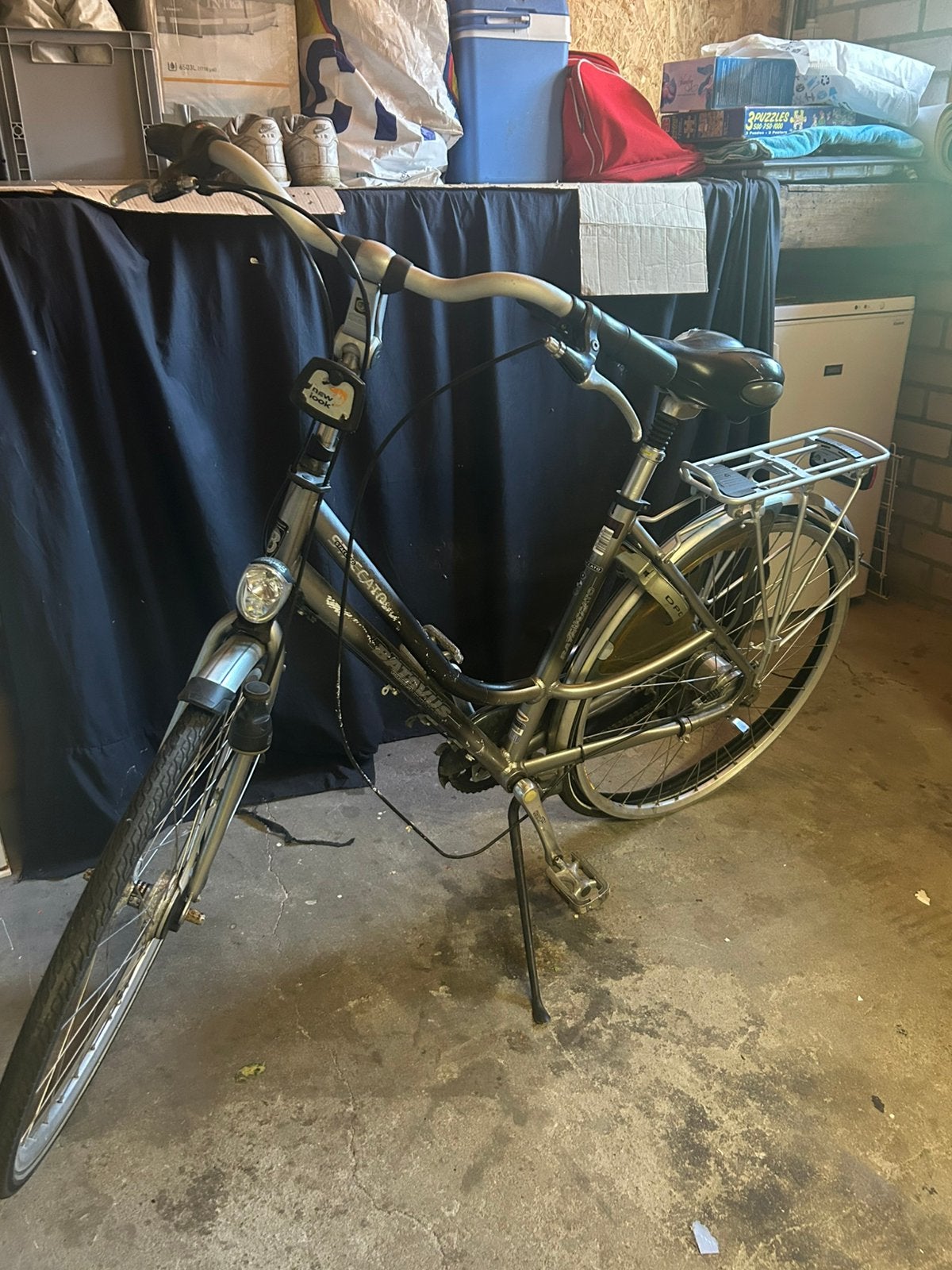 batavus stads fiets, Fietsen en Brommers, Fietsen | Oldtimers, 59 cm of meer, Ophalen