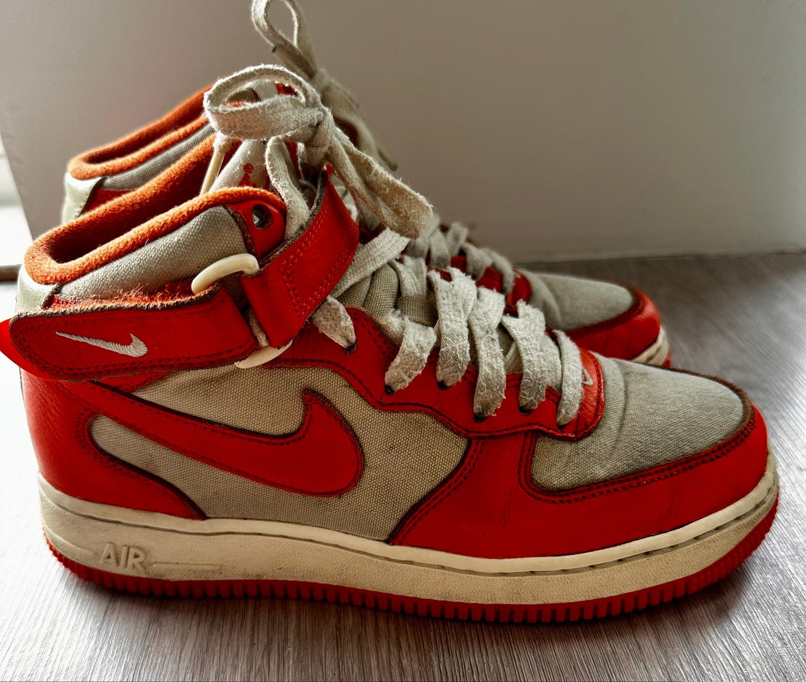 Nike Airforce 1 Mid ‘Team Gold/Orange’ maat 38, Oranje, Ophalen of Verzenden, Sneakers of Gympen, Gedragen