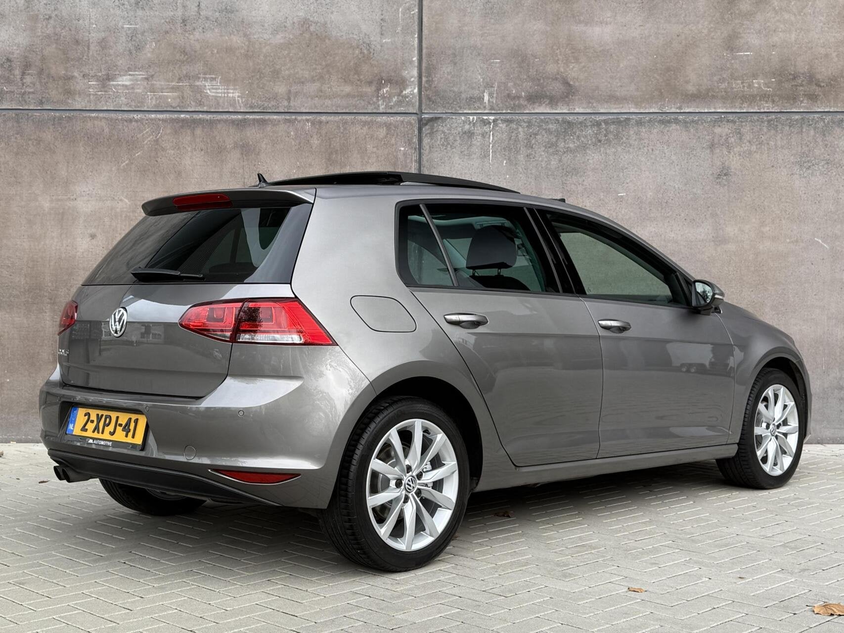 Volkswagen Golf 1.4 TSI Highline | DSG | 1ste eig. | Dealer, Gebruikt, Zwart, 4 cilinders, Met garantie (alle)