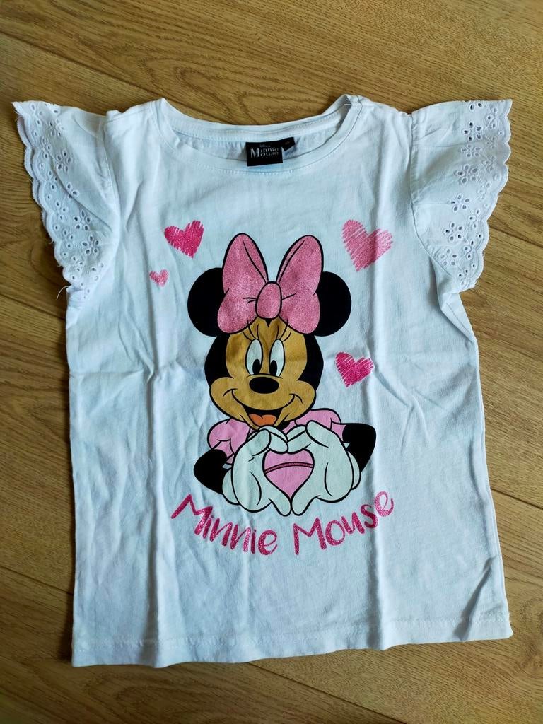 Zgan! Supermooi wit shirt van Minnie Mouse. Maat 116, Kinderen en Baby's, Kinderkleding | Maat 116, Disney, Meisje, Ophalen of Verzenden
