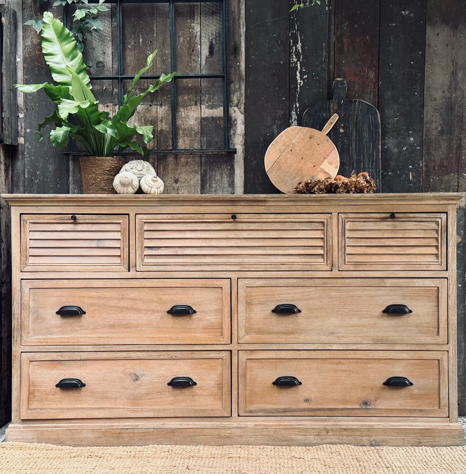 Stijlvol Dressoir met 7 Lades - Eden Media Dresser, Huis en Inrichting, 150 tot 200 cm, Ophalen of Verzenden, Zo goed als nieuw