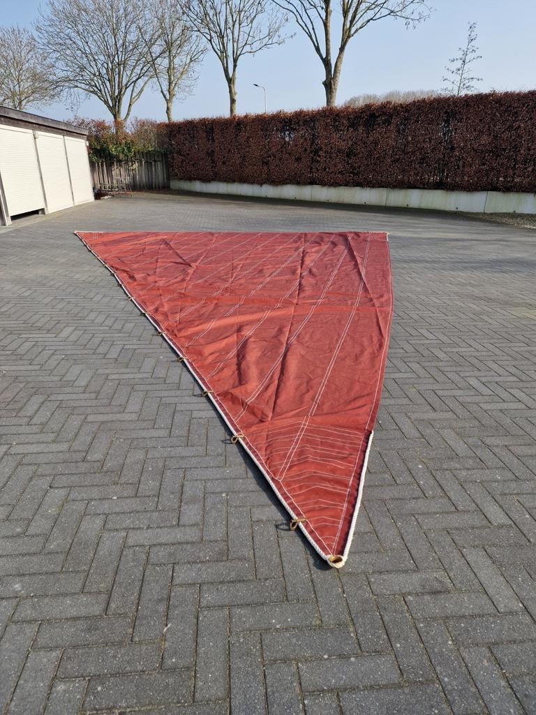 Fok voor platbodem, Watersport en Boten, Zeilen en Zeiltoebehoren, 6 meter of meer, Zo goed als nieuw, Genua of Fok, Ophalen