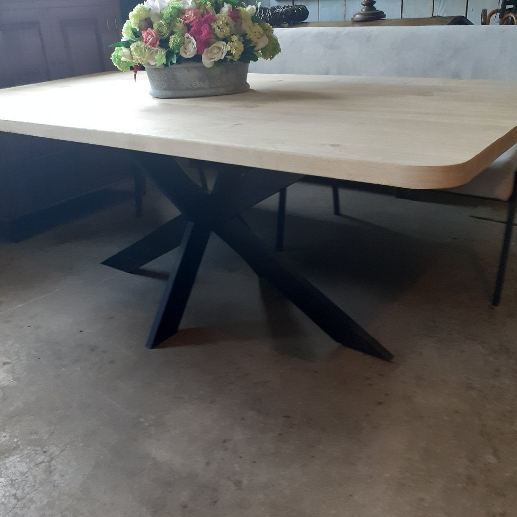 Massief eiken tafel,  afgeronde hoeken,matrix onderst. NIEUW, Eikenhout, Rechthoekig, Nieuw, 200 cm of meer
