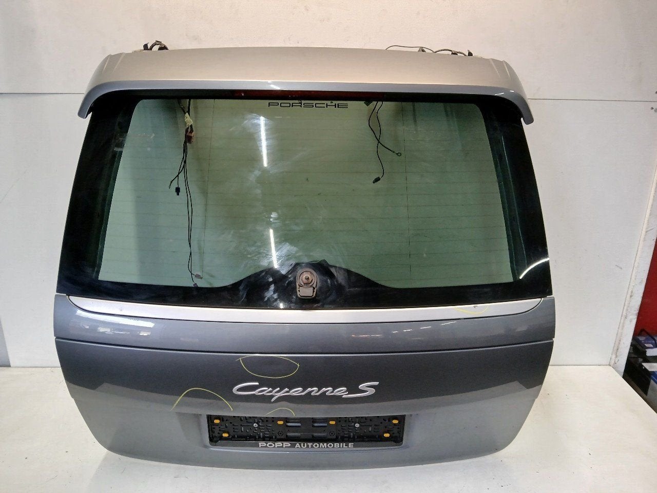 Achterklep Porsche Cayenne, Auto-onderdelen, Onderdelen@venauto.nl, Van der Ven Autorecycling B.V., Gebruikt, Ettenseweg 76, 4706 PB Roosendaal, The Netherlands
