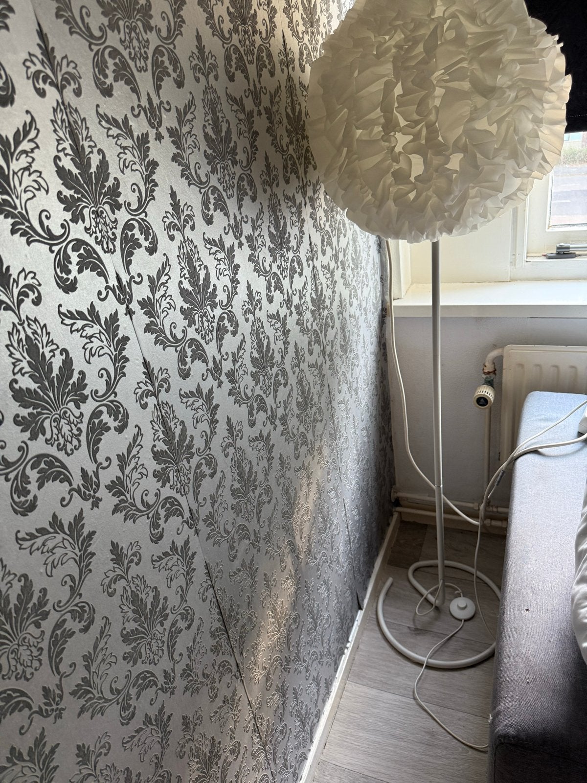 Witte staande lamp met papieren kap van IKEA, Ophalen, Wit, Gebruikt, Textiel