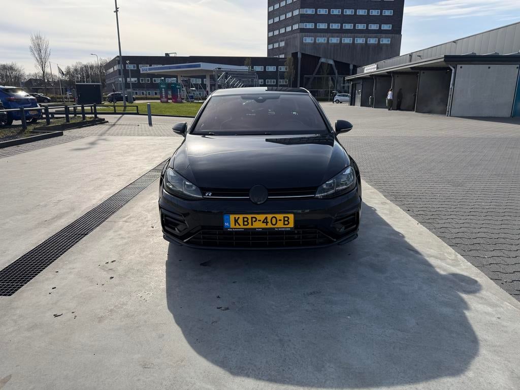 Volkswagen Golf 7.5 R, Automaat, Zwart, 1984 cc, Alcantara