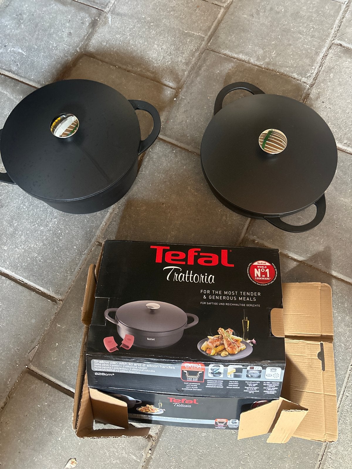 2x Tefal Trattoria Hapjespan 28cm - Gietijzer, Ophalen, ., Nieuw, .
