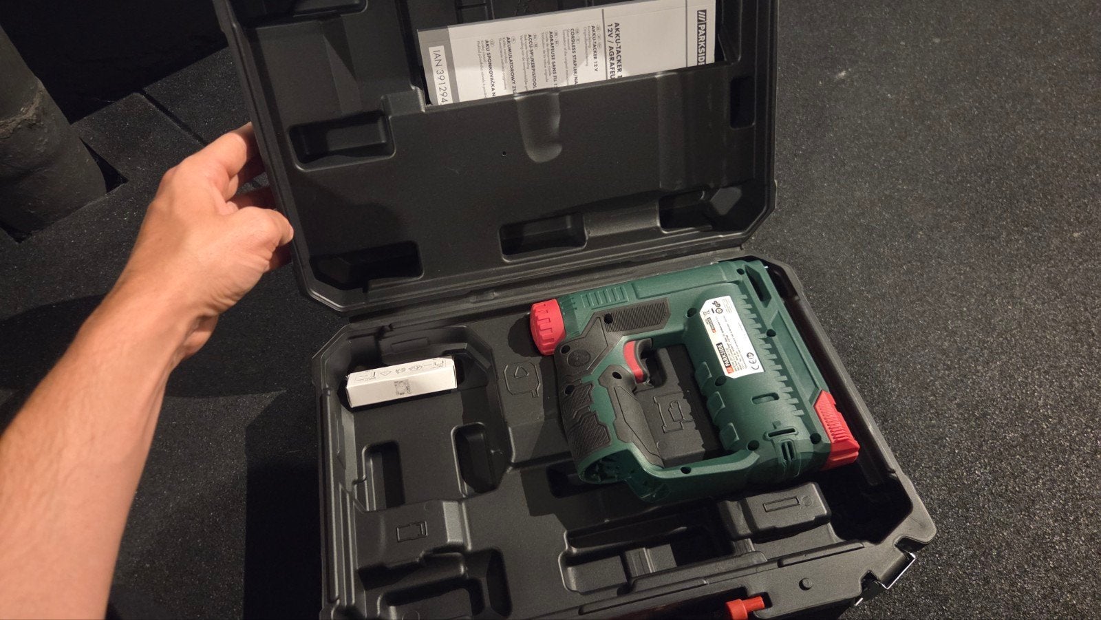 PARKSIDE 12v Accu-spijkerpistool spijkerpistool nietpistool, Ophalen of Verzenden, Nieuw