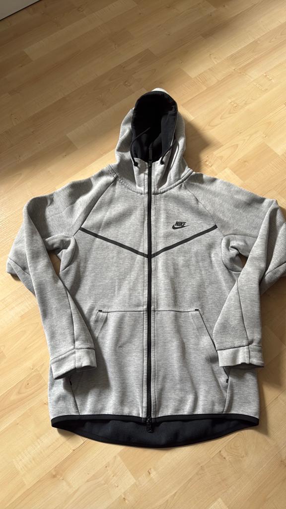 Nike Tech Fleece vest maat S, Ophalen, Gedragen, Maat 46 (S) of kleiner, Grijs